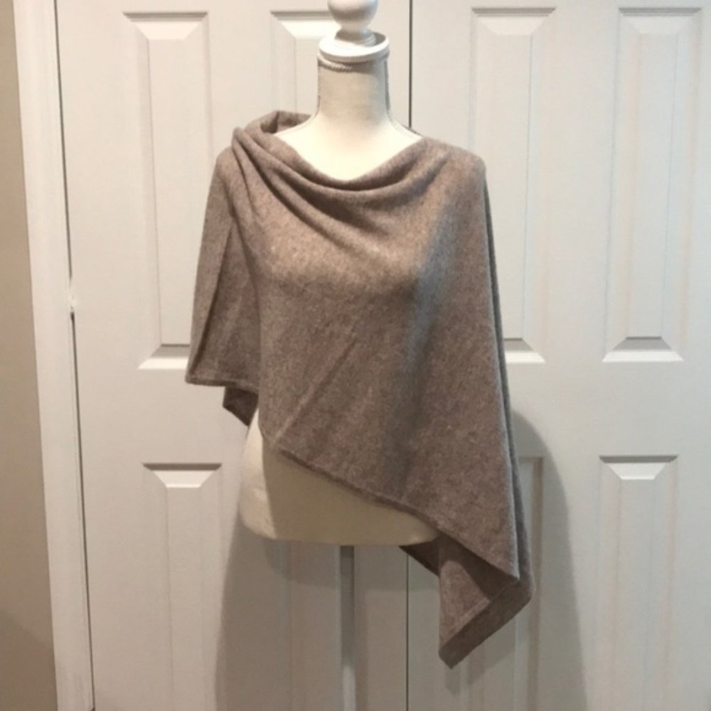Cynthia Rowley Cashmere Topper/Poncho